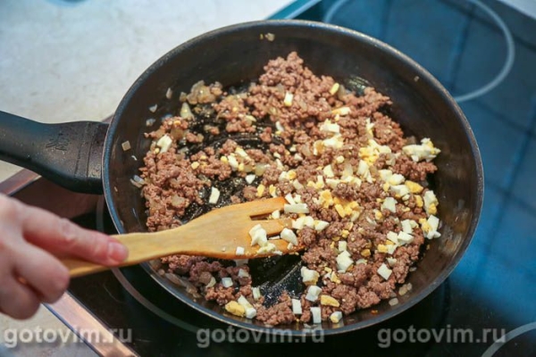 Блины с припеком из фарша с яйцом