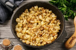 Запеканка из цветной капусты на сковороде Запеканка из цветной капусты на сковороде