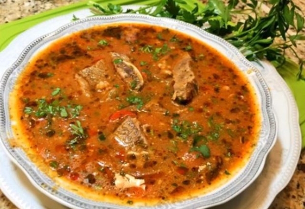 Классический суп харчо из говядины по-домашнему Классический суп харчо из говядины по-домашнему