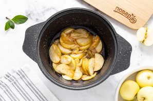 Варенье из яблок "Белый налив" Варенье из яблок "Белый налив"