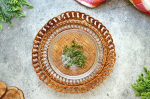 Салат из киноа с кальмарами Салат из киноа с кальмарами