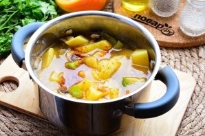 Картофель, тушеный с грибами Картофель, тушеный с грибами