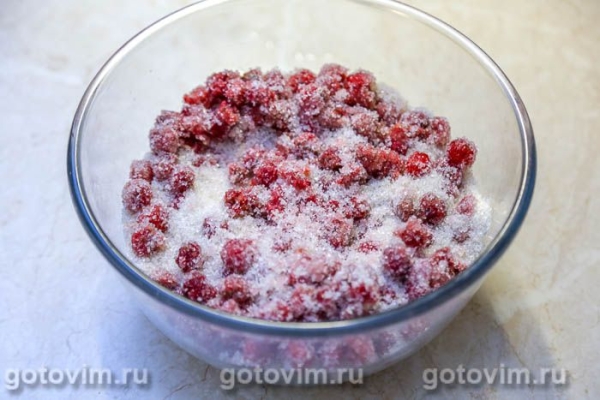 Малиновое варенье-пятиминутка с лимоном Малиновое варенье-пятиминутка с лимоном