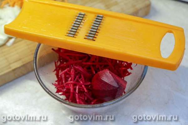 Борщ с говядиной и нутом