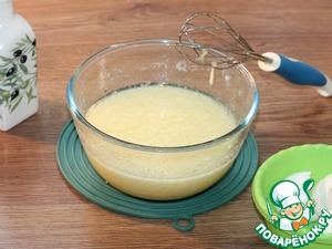 Пирог на кефире с персиками Пирог на кефире с персиками