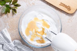 "Птичье молоко" из аквафабы "Птичье молоко" из аквафабы