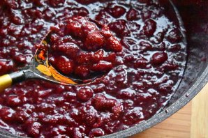 Клубничный джем с бальзамическим уксусом Клубничный джем с бальзамическим уксусом