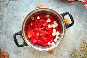 Соус "Шрирача" Соус "Шрирача"