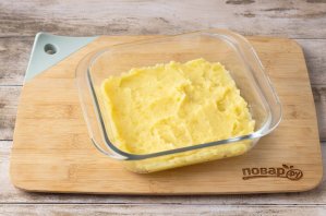 Картофельная запеканка с сосисками и грибами Картофельная запеканка с сосисками и грибами