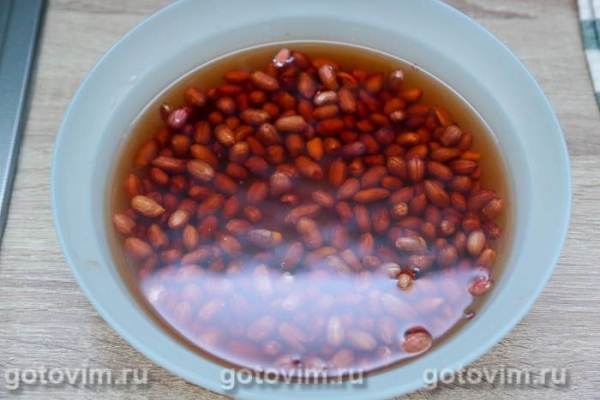 Солёный арахис с чесноком и копченой паприкой в микроволновке