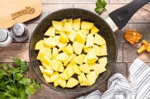 Крем-суп из лисичек Крем-суп из лисичек