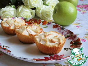 Слоёный манник с яблоками Слоёный манник с яблоками