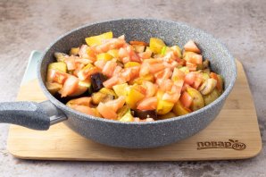 Овощное рагу с грибами, кабачками и баклажанами Овощное рагу с грибами, кабачками и баклажанами