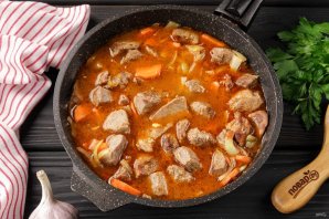 Говядина с зелёным горошком Говядина с зелёным горошком