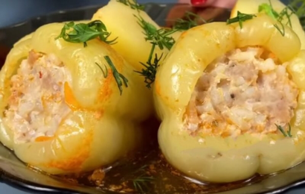 Как вкусно приготовить фаршированные перцы. Весь секрет в правильном бульоне Как вкусно приготовить фаршированные перцы. Весь секрет в правильном бульоне