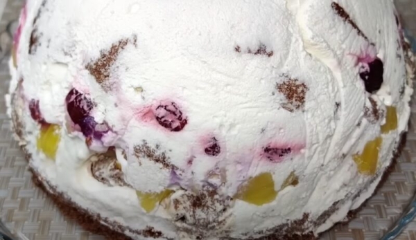 Это что-то новое. Праздничный торт со сливочным кремом и ананасами: покоряет с первого кусочка Это что-то новое. Праздничный торт со сливочным кремом и ананасами: покоряет с первого кусочка