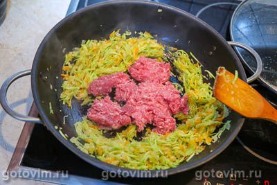 Лазанья с фаршем и кабачками