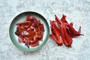 Сухая аджика по-грузински Сухая аджика по-грузински