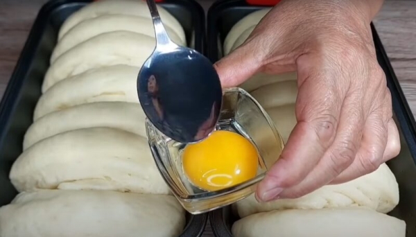 Такой хлеб готовлю 6 раз в неделю. Рецепт моей бабушки: пышные и вкусные булочки Такой хлеб готовлю 6 раз в неделю. Рецепт моей бабушки: пышные и вкусные булочки