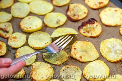 Картофель, запеченный с уксусом и бульоном Картофель, запеченный с уксусом и бульоном