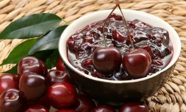 Вишневое варенье с лимонной кислотой в мультиварке Вишневое варенье с лимонной кислотой в мультиварке