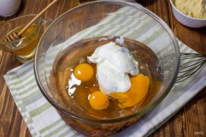 Медовик без сахара