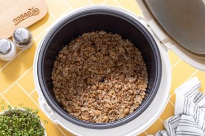 Гречка с грибами в мультиварке Гречка с грибами в мультиварке
