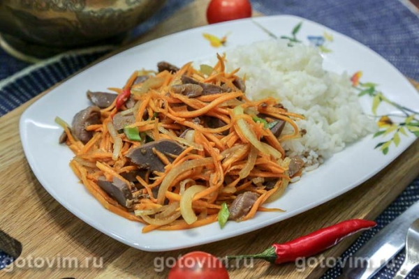 Утиные желудки с морковью по-корейски и соевым соусом Утиные желудки с морковью по-корейски и соевым соусом