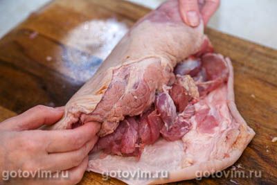 Рулет из рульки вареный в пленке (или пакете для запекания) Рулет из рульки вареный в пленке (или пакете для запекания)