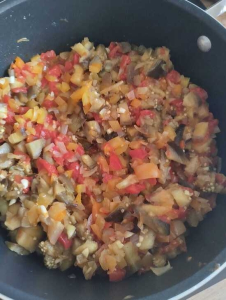 Баклажановая икра Баклажановая икра