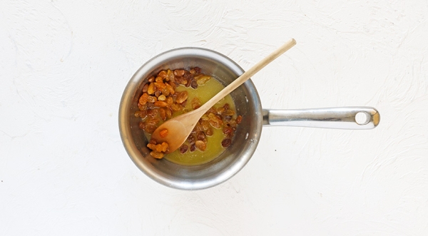 Яблочные оладьи, пошаговый рецепт с фото на 338 ккал Яблочные оладьи, пошаговый рецепт с фото на 338 ккал