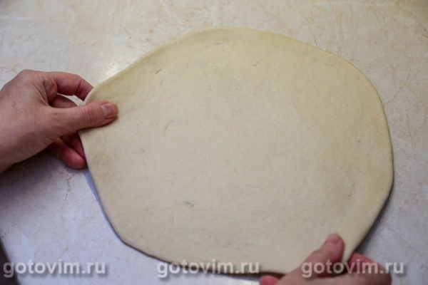 Пицца «Четыре сыра» с виноградом Пицца «Четыре сыра» с виноградом