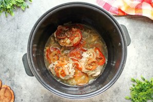 Куриные бедра в мультиварке Куриные бедра в мультиварке