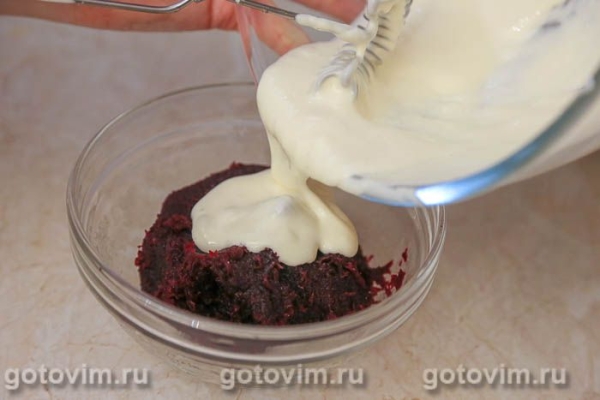 Рулет селедка под шубой (с желатином)