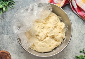 Рулетики с корицей и глазурью Рулетики с корицей и глазурью