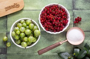 Варенье из крыжовника и красной смородины