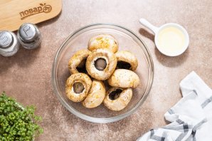 Шампиньоны с начинкой