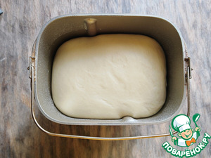 Пирожки с луком, яйцом и фетаксой