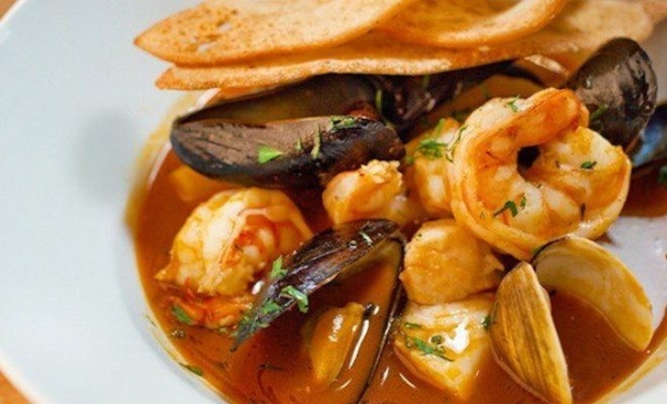 Буйабес с осьминогами и апельсинами Буйабес с осьминогами и апельсинами