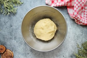 Пирожное песочное по 22 коп. Пирожное песочное по 22 коп.