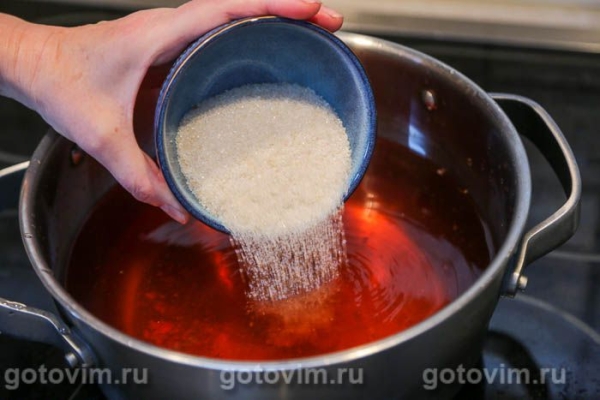 Компот мохито с клубникой, мятой и лимоном (на зиму) Компот мохито с клубникой, мятой и лимоном (на зиму)