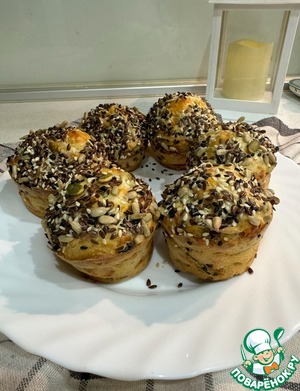 Закусочные сырные кексы Закусочные сырные кексы