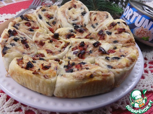 Пирог с тунцом и маслинами Пирог с тунцом и маслинами