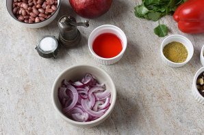 Салат "Тбилиси" с гранатом Салат "Тбилиси" с гранатом