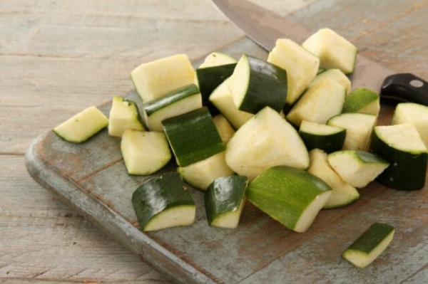 Пикантные кабачки с морковью и чесноком Пикантные кабачки с морковью и чесноком