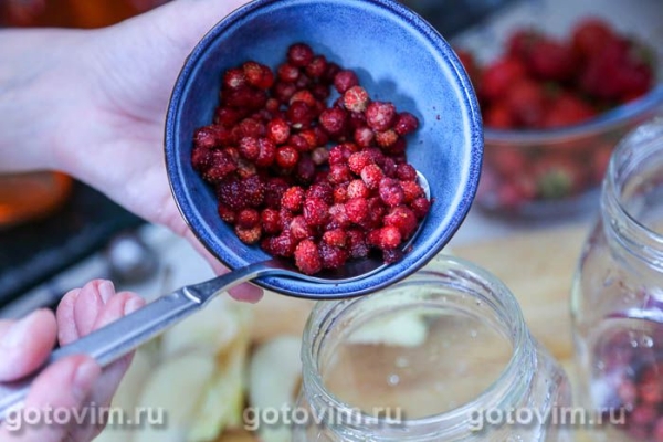 Компот из земляники с яблоками на зиму Компот из земляники с яблоками на зиму