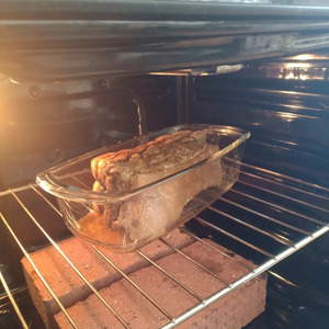 Домашняя грудинка, запеченная в фольге Домашняя грудинка, запеченная в фольге