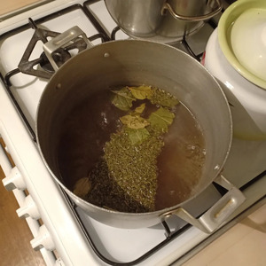 Домашняя грудинка, запеченная в фольге Домашняя грудинка, запеченная в фольге