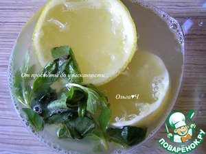 Дынный лимонад с мятой