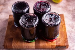 Варенье из черноплодки Варенье из черноплодки